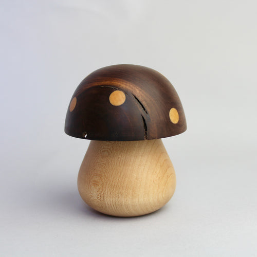 Walnut & Maple Mushroom