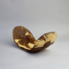 Load image into Gallery viewer, Walnut Bowl