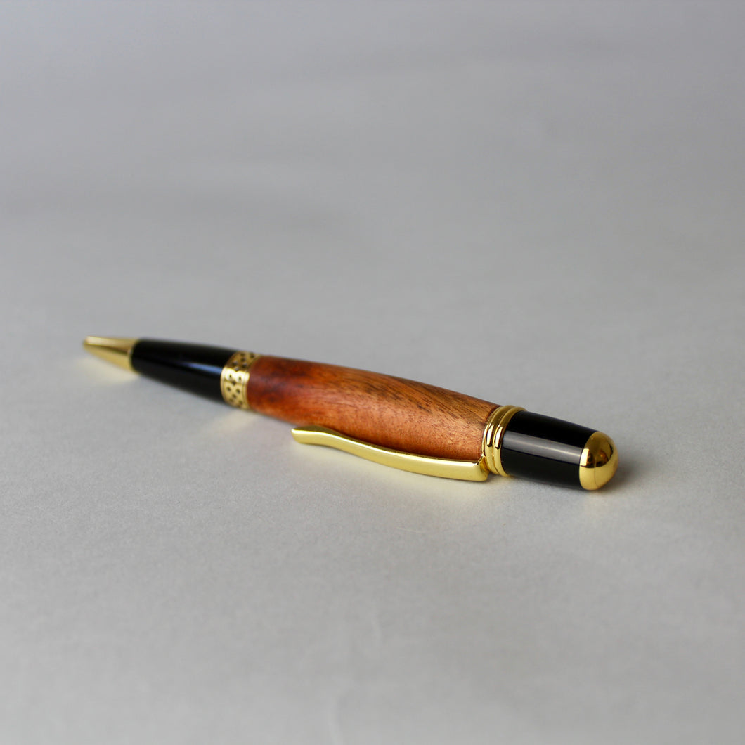 Bloodwood Mesa Pen