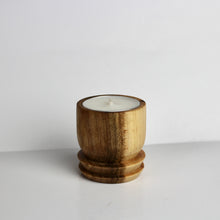 Load image into Gallery viewer, Ambrosia Maple Tea Light