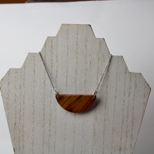 Apricot Necklace