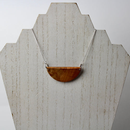 Apricot Necklace