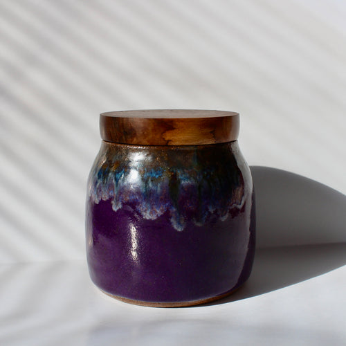 Cloudhead Ceramic Jar with Walnut Lid