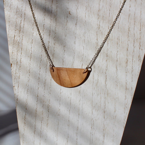 Maple Half Moon Tenon Necklace