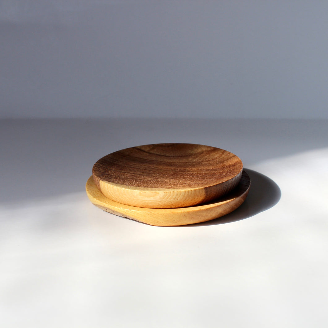 Small Elm Plate Pair